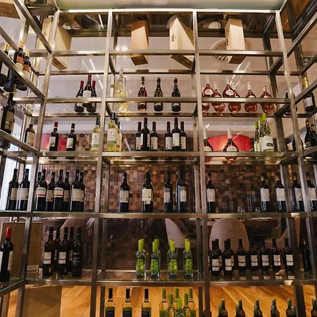 查韦斯阿克弗拉高级酒店 4*