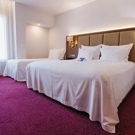 Premium - Aquae Flaviae מלון
