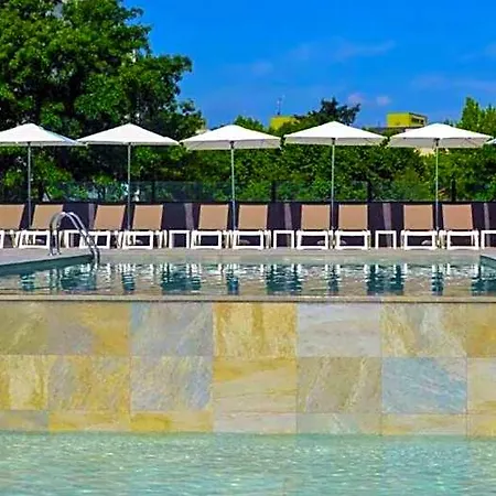 Premium - Aquae Flaviae מלון 4*