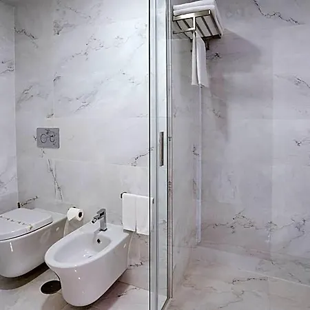Premium - Aquae Flaviae מלון