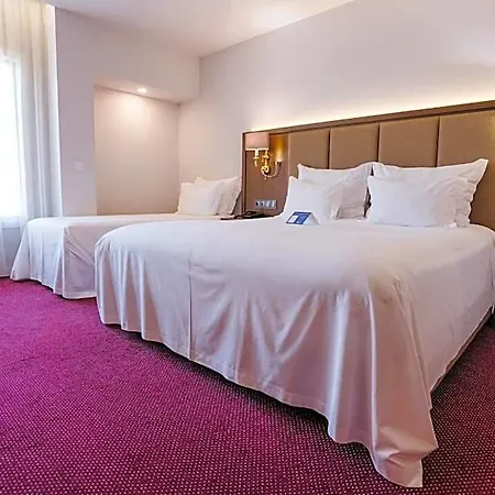 Premium - Aquae Flaviae מלון 4*