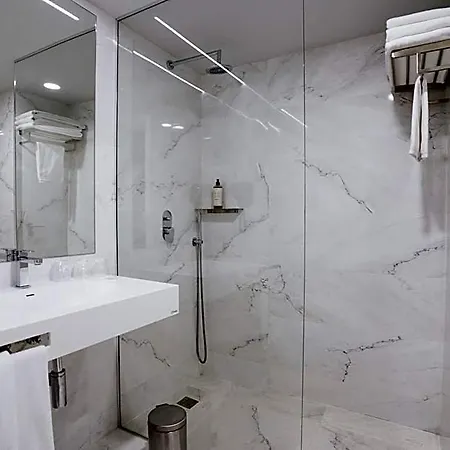 Premium - Aquae Flaviae 4* שאבס