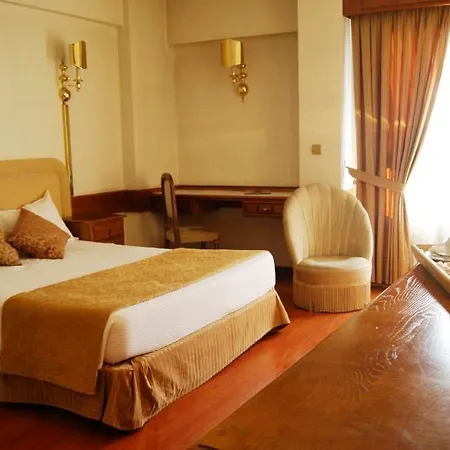 Premium - Aquae Flaviae מלון 4*